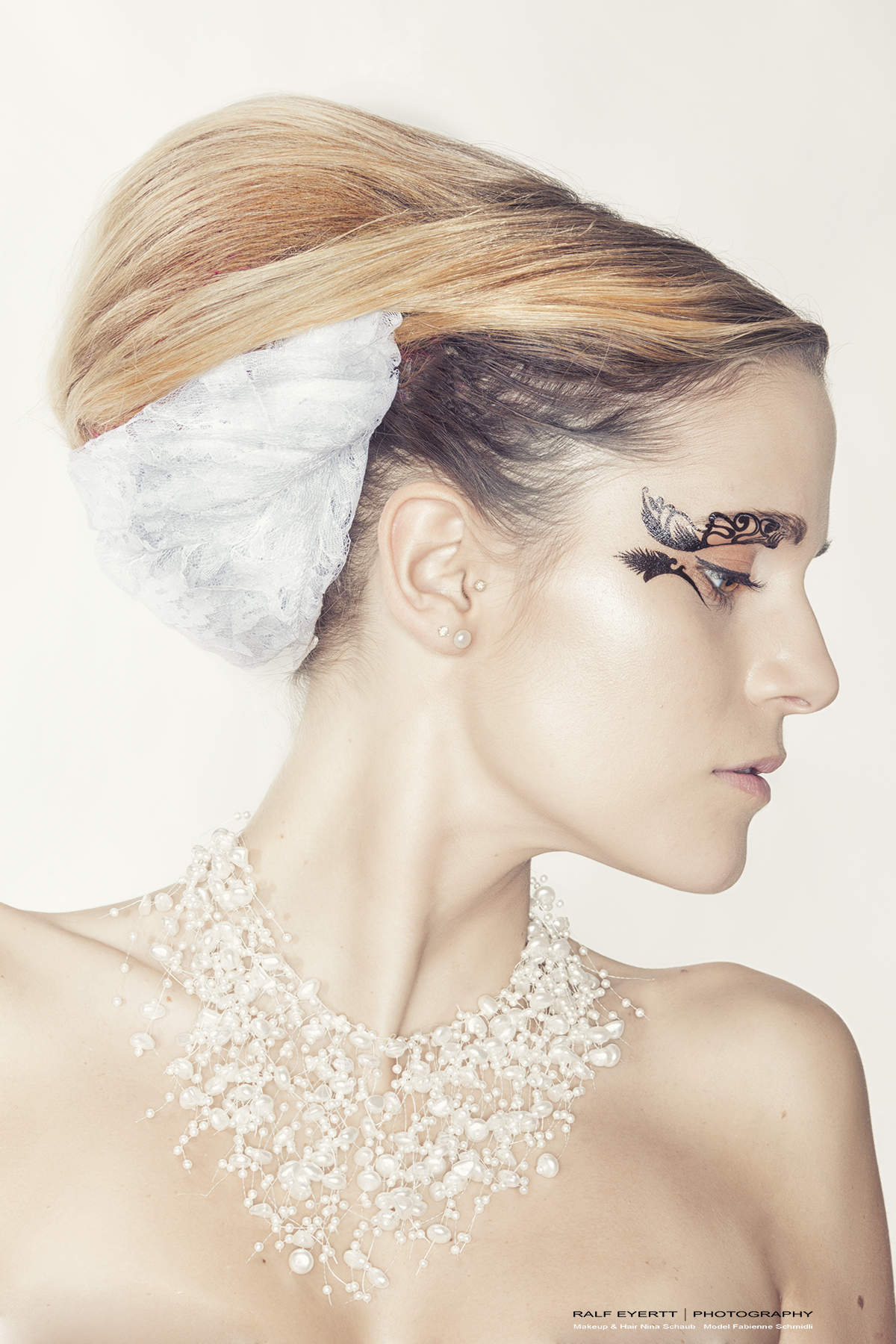 Idee und Ausführung Makeup Artistin Nina Schaub, Model Fabienne Schmidli, ...