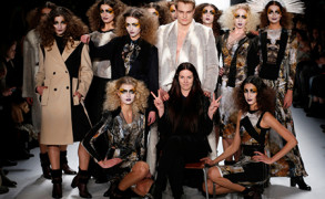 Rebekka Ruétz zeigt ihre Herbst Winter Kollektion 2015/16 auf der Mercedes Benz Fashion Week in Berlin