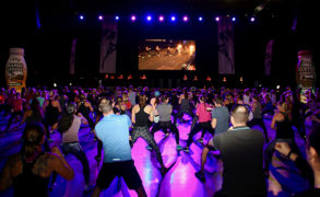 «move2fit live!» begeistert an der Fitness Expo – Claudia Lässer, Janosch Nietlispach und hunderte Sportfans