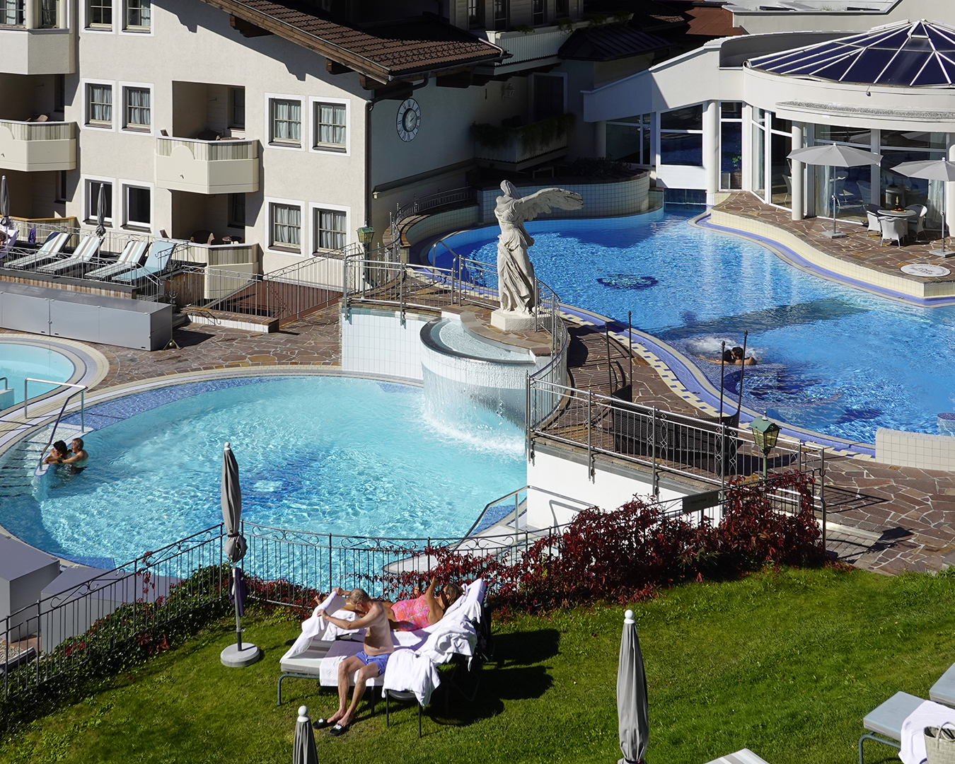 Poollandschaft des Posthotels Achenkirch